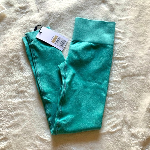 NWT Gymshark Adapt Camo Seamless Aqua Green XS - Picture 1 of 7